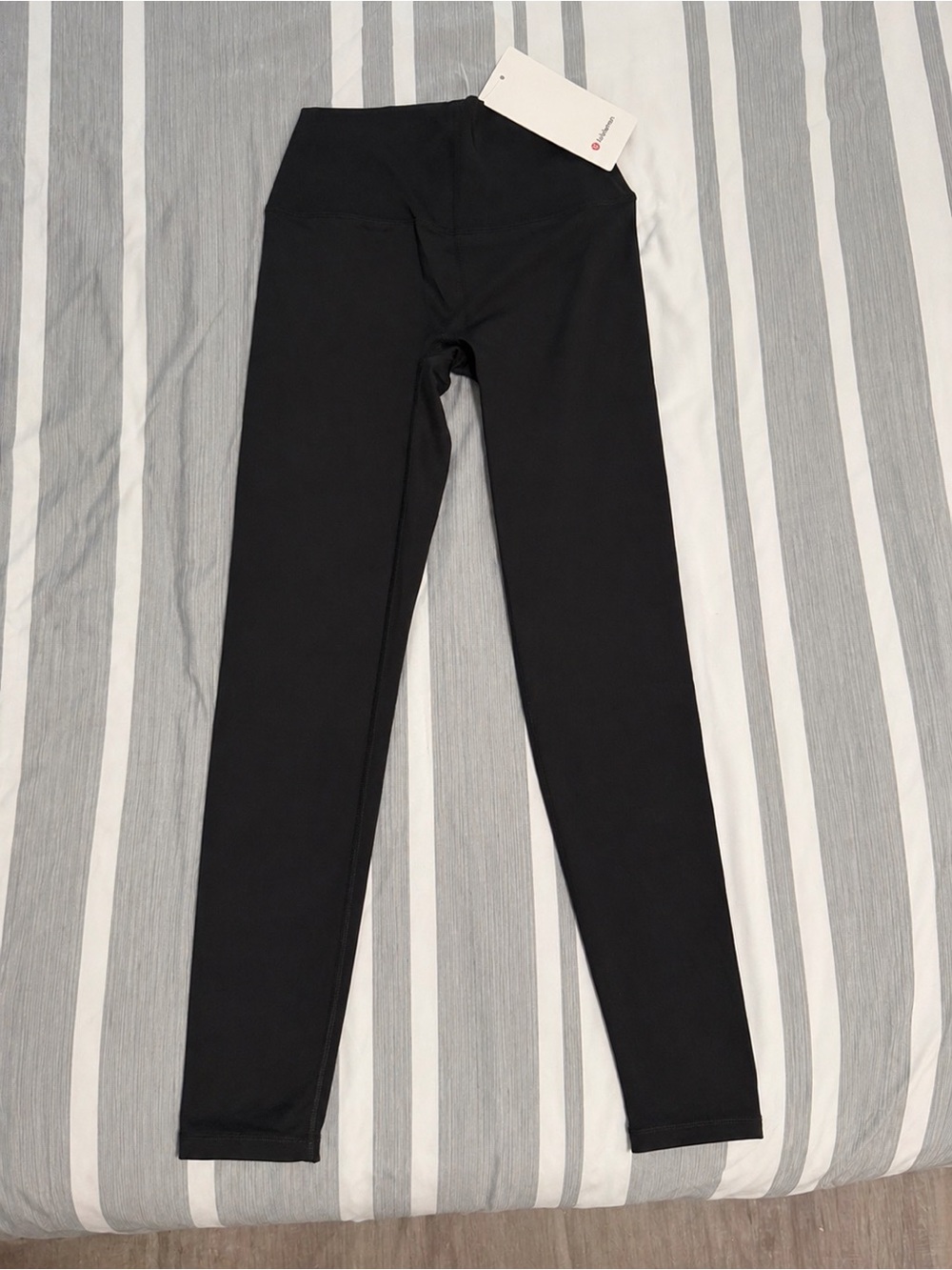 Black Lululemon leggings size 4